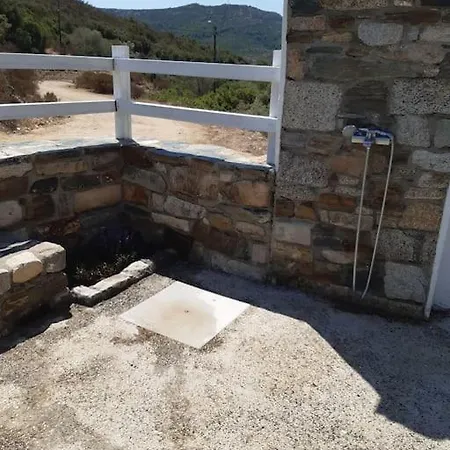빌라 《μάνα γη》