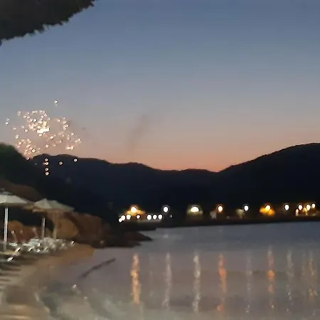Villa 《μάνα γη》 Toroni